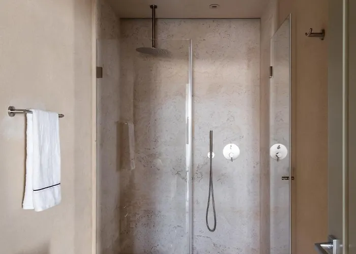 Pensión Efes Hotellerie 4*